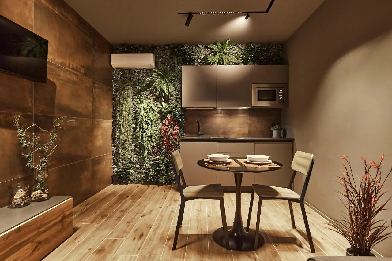 After8-Material Apartment Mestre